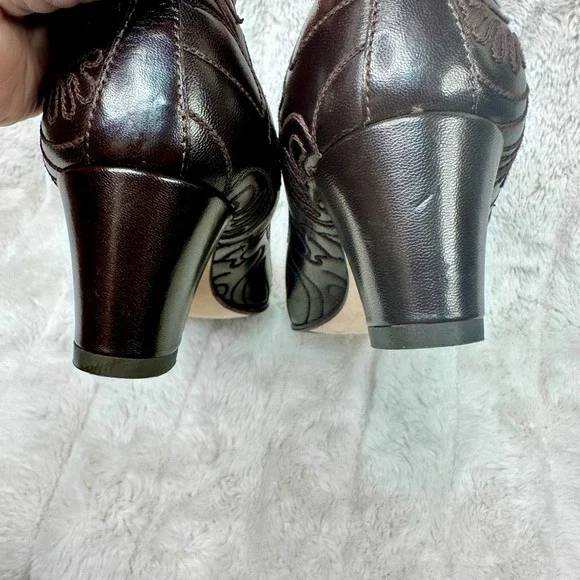 Taryn Rose Pumps Women 38.5 Brown Excellent Embroidered Leather Block Heel 9312 - Picture 8 of 11